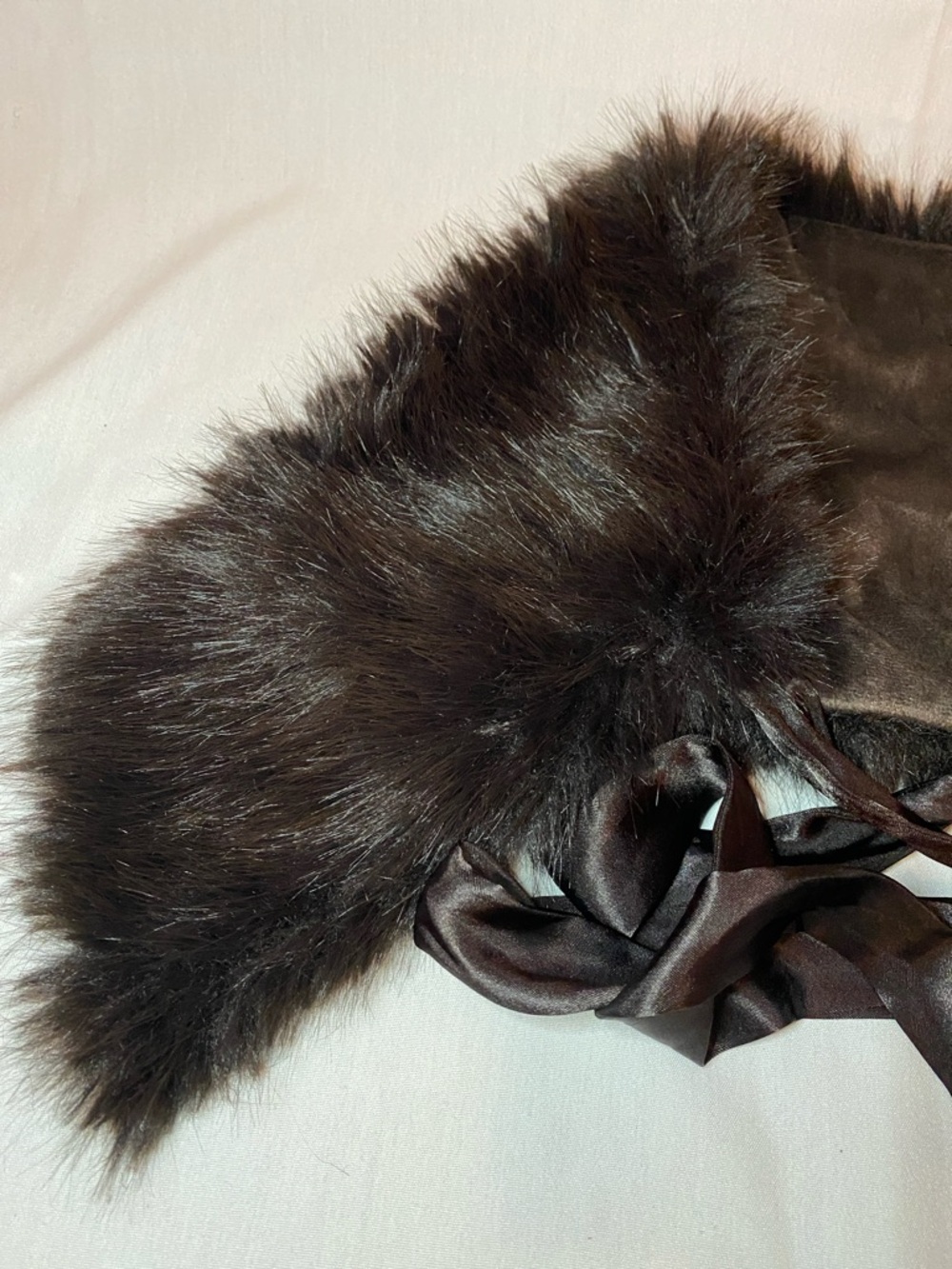 Brown Faux Fur Shoulder Stole with Satin Ribbon - Picture 5 of 8